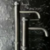 Obrazek Bateria umywalkowa REA Lungo Grip tytan